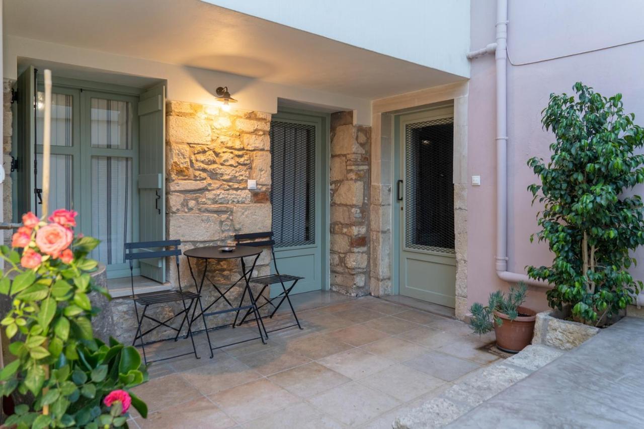 Quattro Domus Townhouse 3 Apartment Heraklion  Bagian luar foto