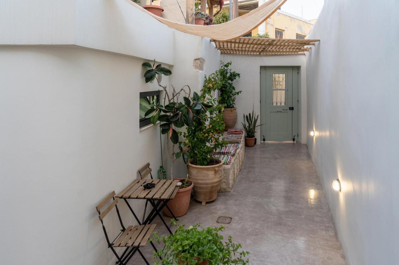 Quattro Domus Townhouse 3 Apartment Heraklion  Bagian luar foto
